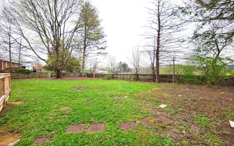 22 Upper Drive, Buckhannon, West Virginia 26201, 3 Bedrooms Bedrooms, 8 Rooms Rooms,2 BathroomsBathrooms,Single Family Detached,For Sale,Upper,10159113