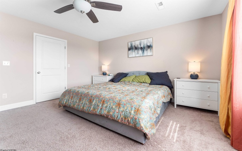 205 Red Oak Lane, Morgantown, West Virginia 26501, 3 Bedrooms Bedrooms, 7 Rooms Rooms,2 BathroomsBathrooms,Single Family Attached,For Sale,Red Oak,10159132