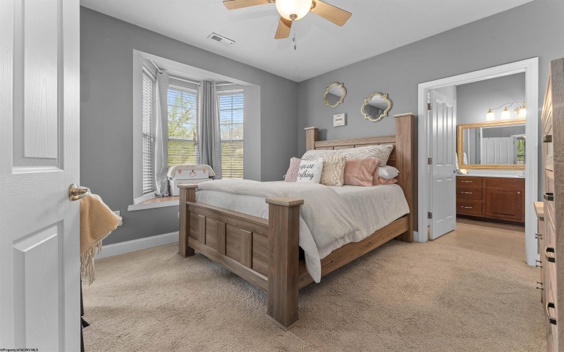 1218 Suncrest Village, Morgantown, West Virginia 26505, 2 Bedrooms Bedrooms, 4 Rooms Rooms,2 BathroomsBathrooms,Single Family Attached,For Sale,Suncrest,10159133
