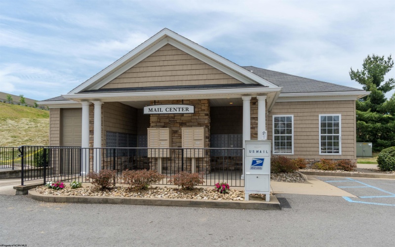 1218 Suncrest Village, Morgantown, West Virginia 26505, 2 Bedrooms Bedrooms, 4 Rooms Rooms,2 BathroomsBathrooms,Single Family Attached,For Sale,Suncrest,10159133