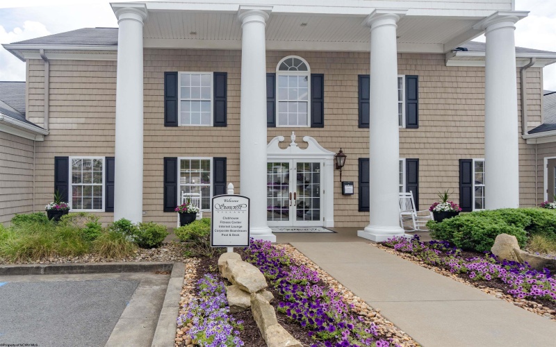 1218 Suncrest Village, Morgantown, West Virginia 26505, 2 Bedrooms Bedrooms, 4 Rooms Rooms,2 BathroomsBathrooms,Single Family Attached,For Sale,Suncrest,10159133