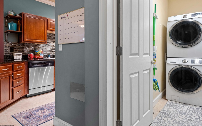 1218 Suncrest Village, Morgantown, West Virginia 26505, 2 Bedrooms Bedrooms, 4 Rooms Rooms,2 BathroomsBathrooms,Single Family Attached,For Sale,Suncrest,10159133