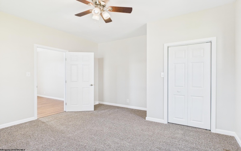 613 Stealey Avenue, Clarksburg, West Virginia 26301, 2 Bedrooms Bedrooms, 5 Rooms Rooms,1 BathroomBathrooms,Single Family Detached,For Sale,Stealey,10159128