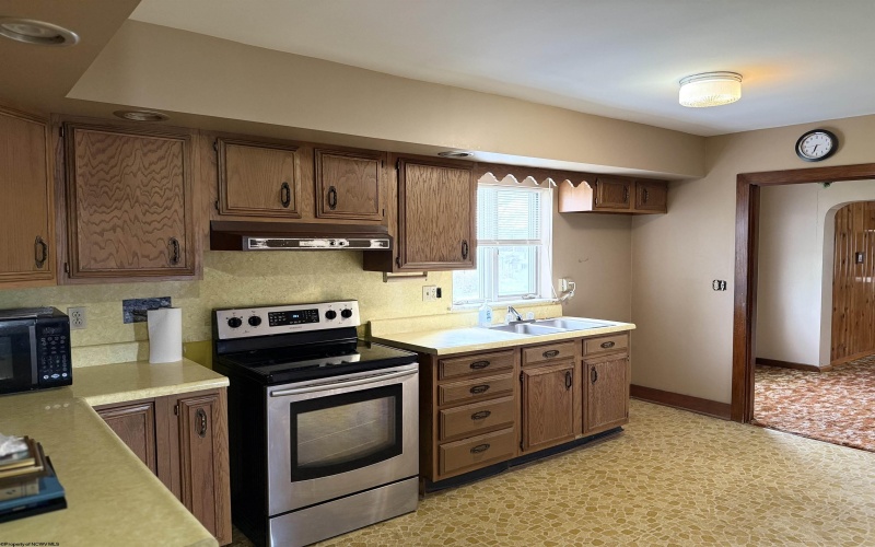 106 Findley Street, Elkins, West Virginia 26241, 2 Bedrooms Bedrooms, 6 Rooms Rooms,2 BathroomsBathrooms,Single Family Detached,For Sale,Findley,10159119