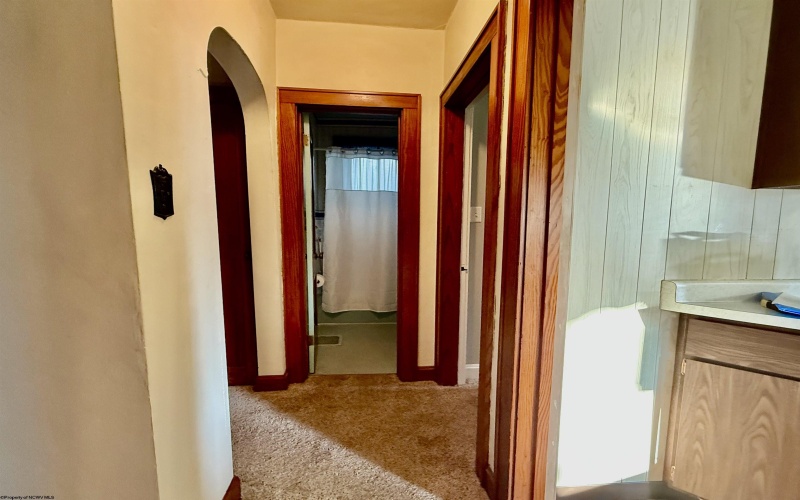 218 Cochran Street, Fairmont, West Virginia 26554, 3 Bedrooms Bedrooms, 6 Rooms Rooms,2 BathroomsBathrooms,Single Family Detached,For Sale,Cochran,10159117