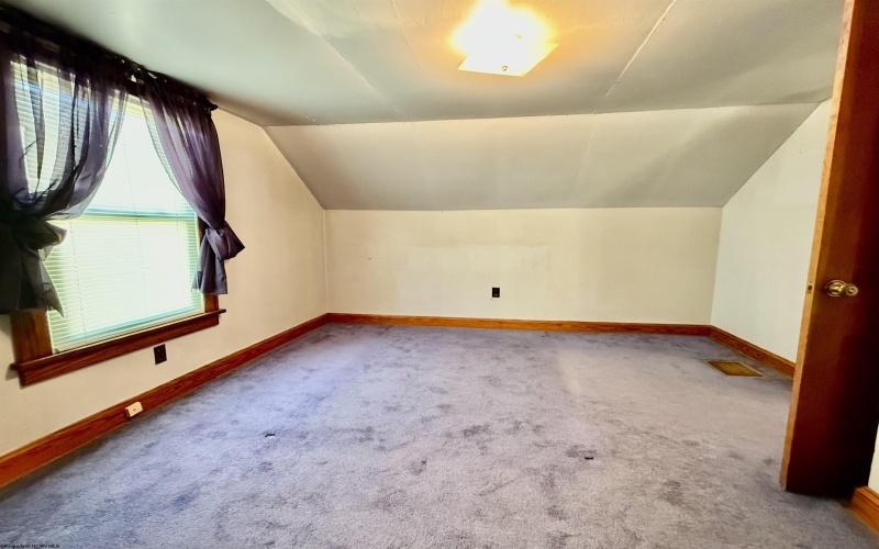 218 Cochran Street, Fairmont, West Virginia 26554, 3 Bedrooms Bedrooms, 6 Rooms Rooms,2 BathroomsBathrooms,Single Family Detached,For Sale,Cochran,10159117