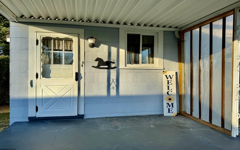 218 Cochran Street, Fairmont, West Virginia 26554, 3 Bedrooms Bedrooms, 6 Rooms Rooms,2 BathroomsBathrooms,Single Family Detached,For Sale,Cochran,10159117