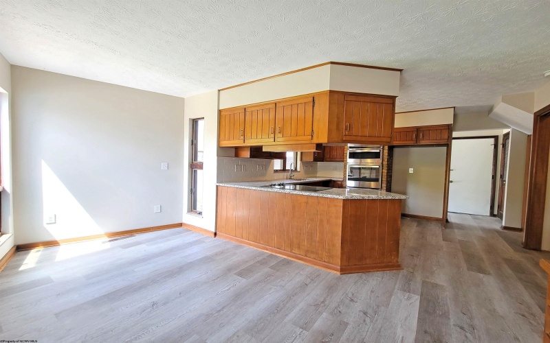 111 Stonewall Road, Fairmont, West Virginia 26554, 3 Bedrooms Bedrooms, 7 Rooms Rooms,2 BathroomsBathrooms,Single Family Detached,For Sale,Stonewall,10159144