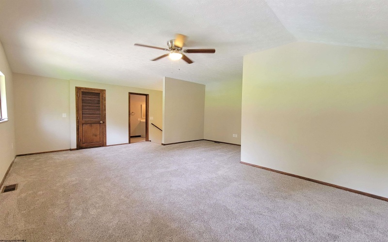 111 Stonewall Road, Fairmont, West Virginia 26554, 3 Bedrooms Bedrooms, 7 Rooms Rooms,2 BathroomsBathrooms,Single Family Detached,For Sale,Stonewall,10159144