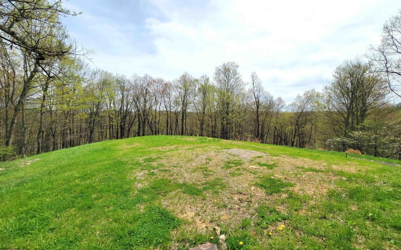 111 Stonewall Road, Fairmont, West Virginia 26554, 3 Bedrooms Bedrooms, 7 Rooms Rooms,2 BathroomsBathrooms,Single Family Detached,For Sale,Stonewall,10159144