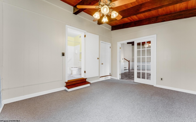 305 Mulberry Street, Morgantown, West Virginia 26505, 4 Bedrooms Bedrooms, 10 Rooms Rooms,2 BathroomsBathrooms,Single Family Detached,For Sale,Mulberry,10159145
