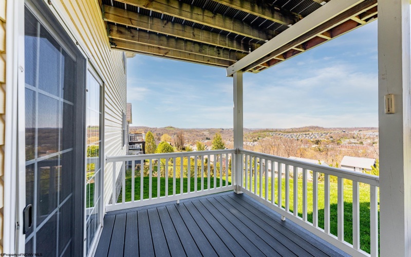 205 Eastgate Drive, Morgantown, West Virginia 26508, 3 Bedrooms Bedrooms, 7 Rooms Rooms,2 BathroomsBathrooms,Single Family Detached,For Sale,Eastgate,10159143