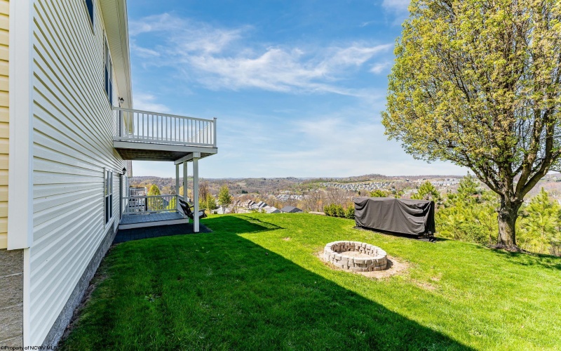 205 Eastgate Drive, Morgantown, West Virginia 26508, 3 Bedrooms Bedrooms, 7 Rooms Rooms,2 BathroomsBathrooms,Single Family Detached,For Sale,Eastgate,10159143