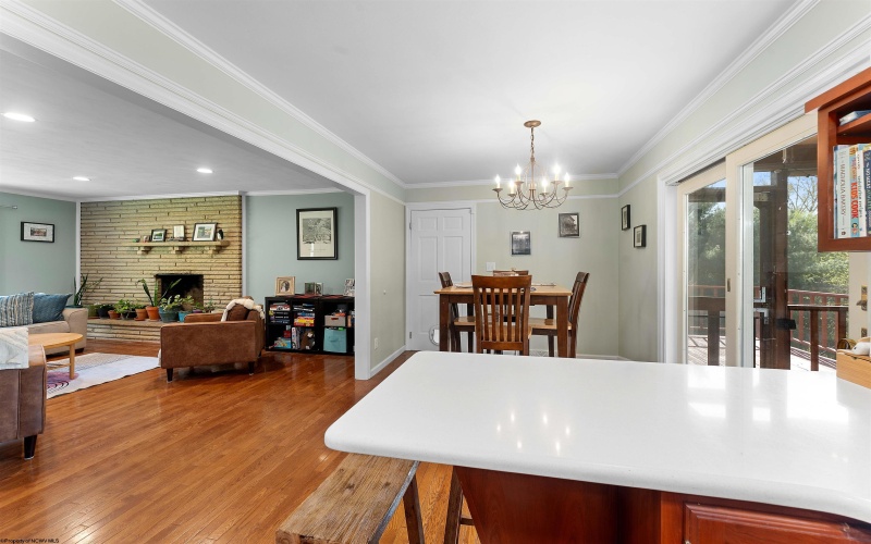669 Westview Avenue, Morgantown, West Virginia 26505, 5 Bedrooms Bedrooms, 11 Rooms Rooms,3 BathroomsBathrooms,Single Family Detached,For Sale,Westview,10159142