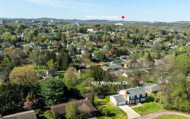 669 Westview Avenue, Morgantown, West Virginia 26505, 5 Bedrooms Bedrooms, 11 Rooms Rooms,3 BathroomsBathrooms,Single Family Detached,For Sale,Westview,10159142