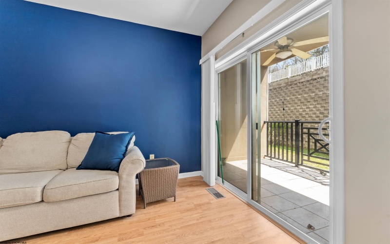 418 Fountain View Drive, Morgantown, West Virginia 26505, 2 Bedrooms Bedrooms, 5 Rooms Rooms,2 BathroomsBathrooms,Single Family Attached,For Sale,Fountain View,10159148
