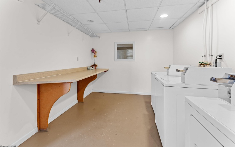 484 Inglewood Boulevard, Morgantown, West Virginia 26505, ,Multi-unit/income,For Sale,Inglewood,10159169