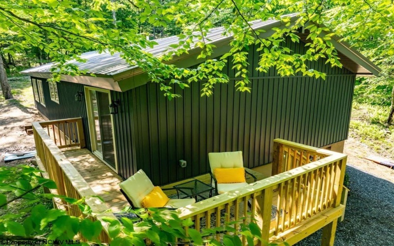 600 Woodbine Drive, Terra Alta, West Virginia 26764, 2 Bedrooms Bedrooms, 5 Rooms Rooms,2 BathroomsBathrooms,Single Family Detached,For Sale,Woodbine,10159155