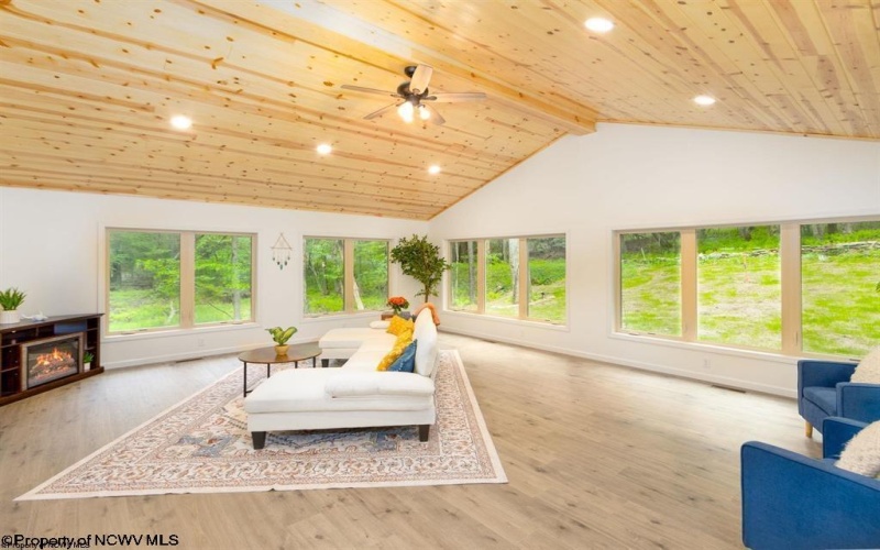 600 Woodbine Drive, Terra Alta, West Virginia 26764, 2 Bedrooms Bedrooms, 5 Rooms Rooms,2 BathroomsBathrooms,Single Family Detached,For Sale,Woodbine,10159155