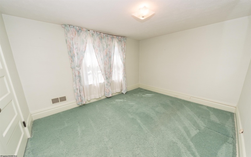 136 Grandview Avenue, Morgantown, West Virginia 26508-6923, 3 Bedrooms Bedrooms, 8 Rooms Rooms,1 BathroomBathrooms,Single Family Detached,For Sale,Grandview,10159164
