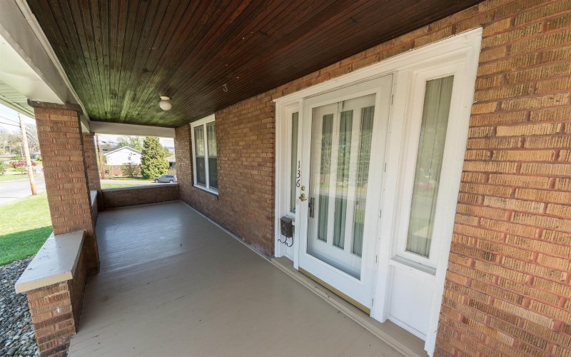 136 Grandview Avenue, Morgantown, West Virginia 26508-6923, 3 Bedrooms Bedrooms, 8 Rooms Rooms,1 BathroomBathrooms,Single Family Detached,For Sale,Grandview,10159164