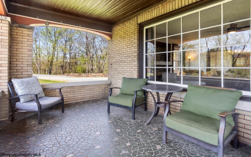 1042 Fort Martin Road, Maidsville, West Virginia 26541, 4 Bedrooms Bedrooms, 7 Rooms Rooms,1 BathroomBathrooms,Single Family Detached,For Sale,Fort Martin,10159152