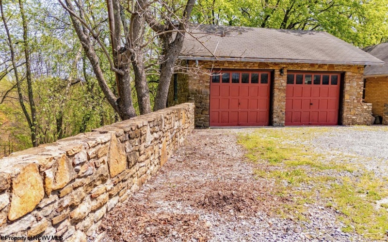 1042 Fort Martin Road, Maidsville, West Virginia 26541, 4 Bedrooms Bedrooms, 7 Rooms Rooms,1 BathroomBathrooms,Single Family Detached,For Sale,Fort Martin,10159152