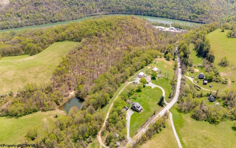 1042 Fort Martin Road, Maidsville, West Virginia 26541, 4 Bedrooms Bedrooms, 7 Rooms Rooms,1 BathroomBathrooms,Single Family Detached,For Sale,Fort Martin,10159152