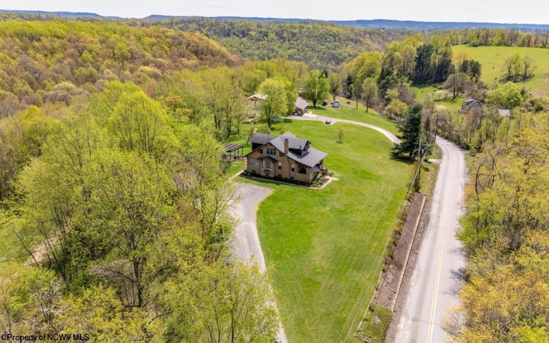 1042 Fort Martin Road, Maidsville, West Virginia 26541, 4 Bedrooms Bedrooms, 7 Rooms Rooms,1 BathroomBathrooms,Single Family Detached,For Sale,Fort Martin,10159152