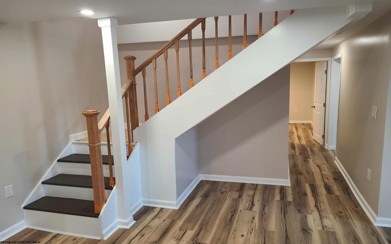 106 Stonewall Road, Fairmont, West Virginia 26554-1937, 4 Bedrooms Bedrooms, 9 Rooms Rooms,3 BathroomsBathrooms,Single Family Detached,For Sale,Stonewall,10159182