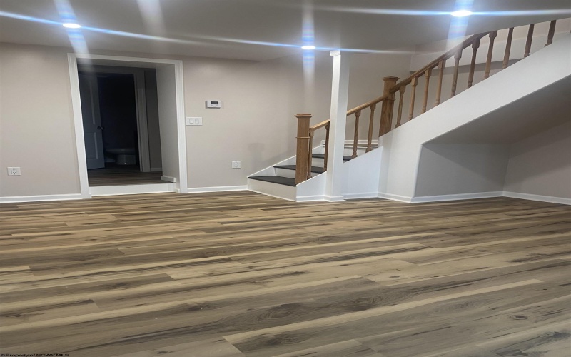 106 Stonewall Road, Fairmont, West Virginia 26554-1937, 4 Bedrooms Bedrooms, 9 Rooms Rooms,3 BathroomsBathrooms,Single Family Detached,For Sale,Stonewall,10159182