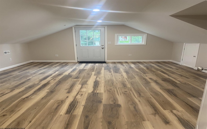 106 Stonewall Road, Fairmont, West Virginia 26554-1937, 4 Bedrooms Bedrooms, 9 Rooms Rooms,3 BathroomsBathrooms,Single Family Detached,For Sale,Stonewall,10159182