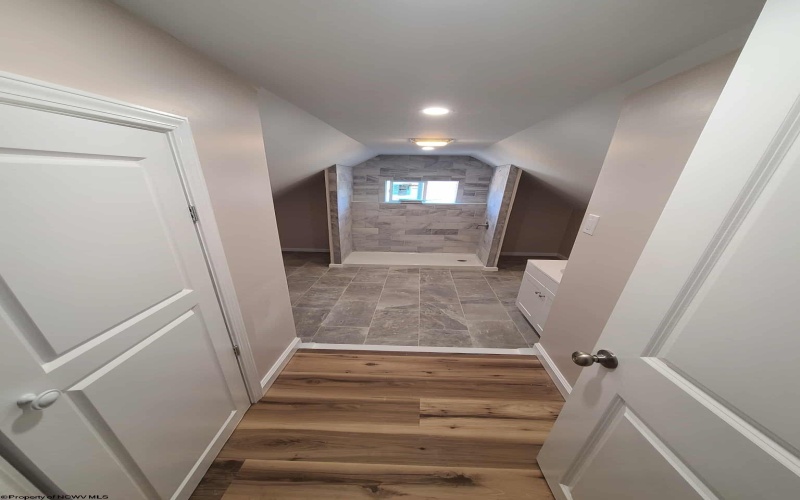 106 Stonewall Road, Fairmont, West Virginia 26554-1937, 4 Bedrooms Bedrooms, 9 Rooms Rooms,3 BathroomsBathrooms,Single Family Detached,For Sale,Stonewall,10159182