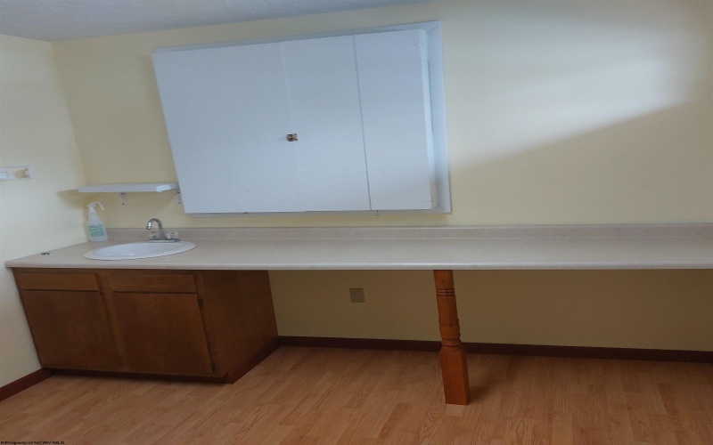 104 Kohler Street, Parsons, West Virginia 26287, ,Commercial/industrial,For Sale,Kohler,10159202
