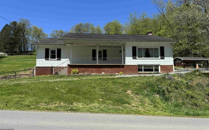 825 Colfax Road, Fairmont, West Virginia 26554, 3 Bedrooms Bedrooms, 6 Rooms Rooms,2 BathroomsBathrooms,Single Family Detached,For Sale,Colfax,10158350