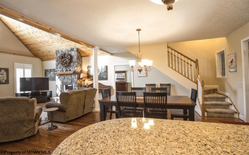 100 Wood Lily Court, Terra Alta, West Virginia 26764, 4 Bedrooms Bedrooms, 11 Rooms Rooms,2 BathroomsBathrooms,Single Family Detached,For Sale,Wood Lily,10158773