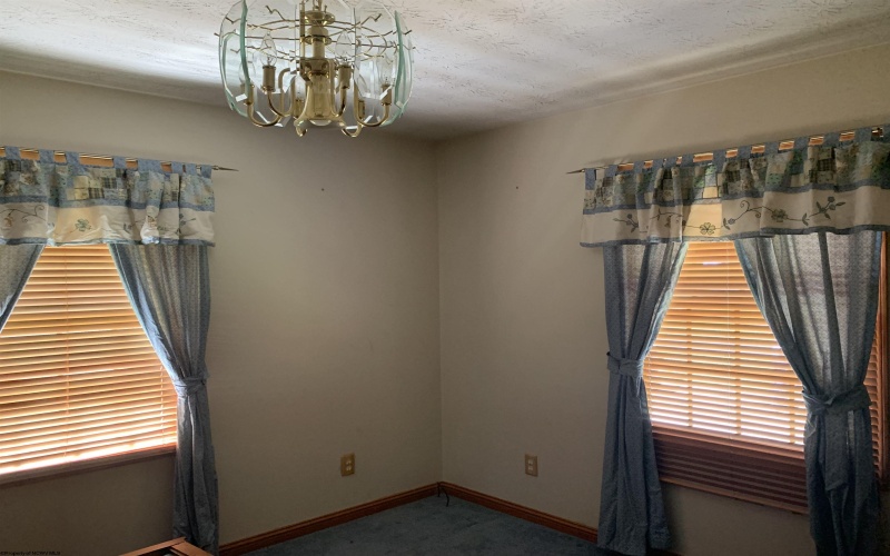 649 Buckeye Lane, Salem, West Virginia 26426, 3 Bedrooms Bedrooms, 7 Rooms Rooms,2 BathroomsBathrooms,Single Family Detached,For Sale,Buckeye,10159193