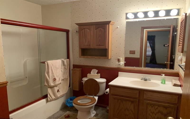 649 Buckeye Lane, Salem, West Virginia 26426, 3 Bedrooms Bedrooms, 7 Rooms Rooms,2 BathroomsBathrooms,Single Family Detached,For Sale,Buckeye,10159193