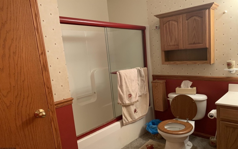 649 Buckeye Lane, Salem, West Virginia 26426, 3 Bedrooms Bedrooms, 7 Rooms Rooms,2 BathroomsBathrooms,Single Family Detached,For Sale,Buckeye,10159193