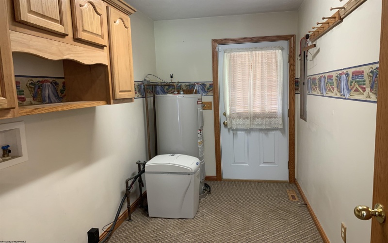 649 Buckeye Lane, Salem, West Virginia 26426, 3 Bedrooms Bedrooms, 7 Rooms Rooms,2 BathroomsBathrooms,Single Family Detached,For Sale,Buckeye,10159193