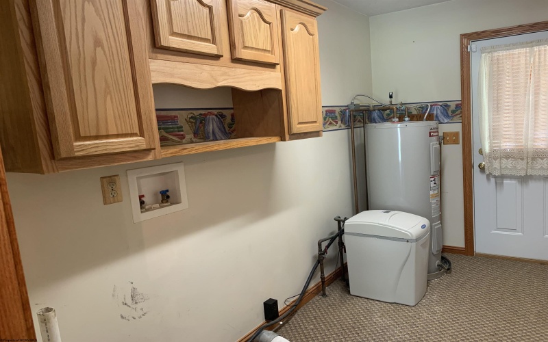649 Buckeye Lane, Salem, West Virginia 26426, 3 Bedrooms Bedrooms, 7 Rooms Rooms,2 BathroomsBathrooms,Single Family Detached,For Sale,Buckeye,10159193