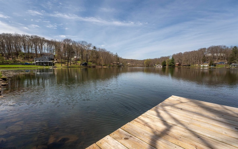 208 Paradise Circle, Morgantown, West Virginia 26508, 5 Bedrooms Bedrooms, 9 Rooms Rooms,4 BathroomsBathrooms,Single Family Detached,For Sale,Paradise,10159195