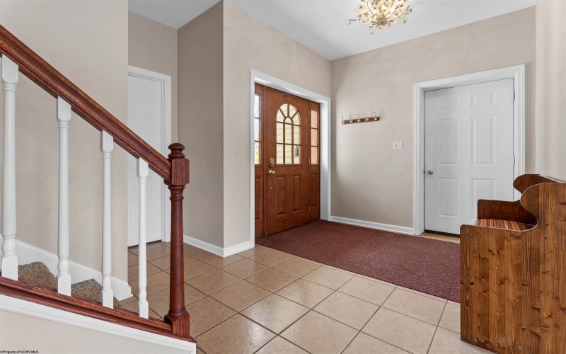 208 Paradise Circle, Morgantown, West Virginia 26508, 5 Bedrooms Bedrooms, 9 Rooms Rooms,4 BathroomsBathrooms,Single Family Detached,For Sale,Paradise,10159195