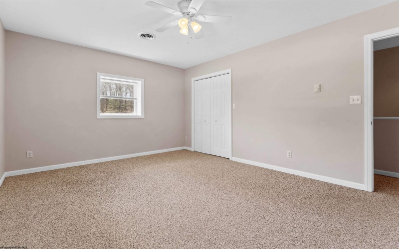 208 Paradise Circle, Morgantown, West Virginia 26508, 5 Bedrooms Bedrooms, 9 Rooms Rooms,4 BathroomsBathrooms,Single Family Detached,For Sale,Paradise,10159195