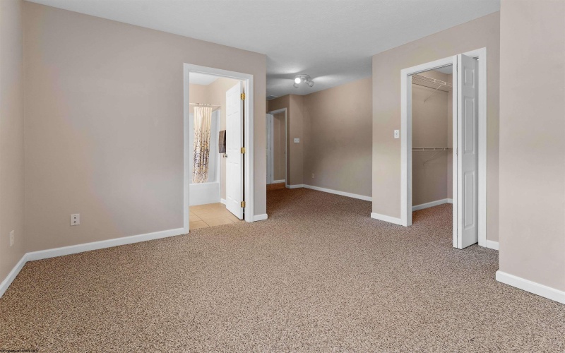 208 Paradise Circle, Morgantown, West Virginia 26508, 5 Bedrooms Bedrooms, 9 Rooms Rooms,4 BathroomsBathrooms,Single Family Detached,For Sale,Paradise,10159195