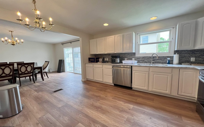 106 Cadet Court, Morgantown, West Virginia 26508, 3 Bedrooms Bedrooms, 7 Rooms Rooms,3 BathroomsBathrooms,Residential Rentals,For Rent,Cadet,10159206