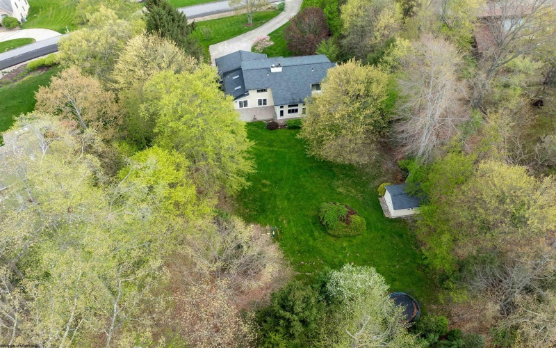 2254 Lakeside Estates, Morgantown, West Virginia 26508, 3 Bedrooms Bedrooms, 9 Rooms Rooms,4 BathroomsBathrooms,Single Family Detached,For Sale,Lakeside,10159208