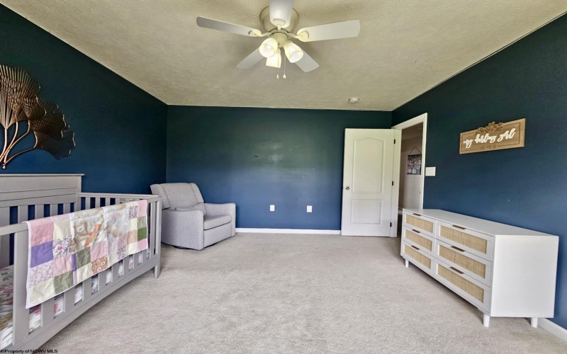 607 Hayfield Street, Morgantown, West Virginia 26508, 4 Bedrooms Bedrooms, 9 Rooms Rooms,3 BathroomsBathrooms,Single Family Detached,For Sale,Hayfield,10159217
