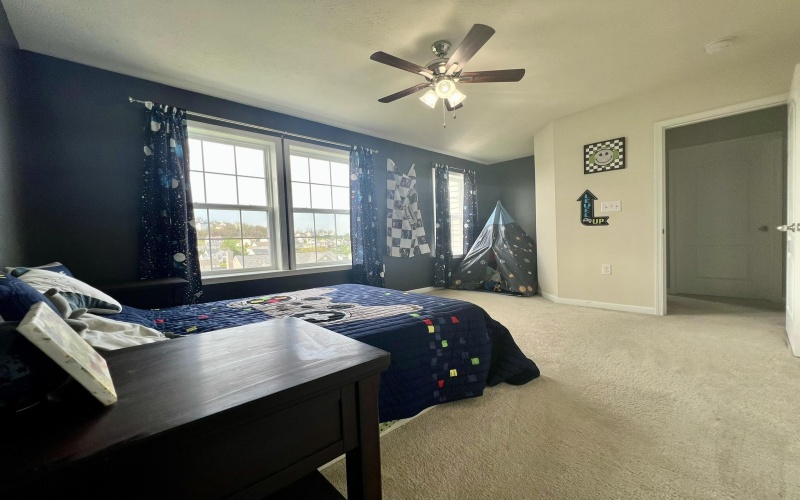 607 Hayfield Street, Morgantown, West Virginia 26508, 4 Bedrooms Bedrooms, 9 Rooms Rooms,3 BathroomsBathrooms,Single Family Detached,For Sale,Hayfield,10159217