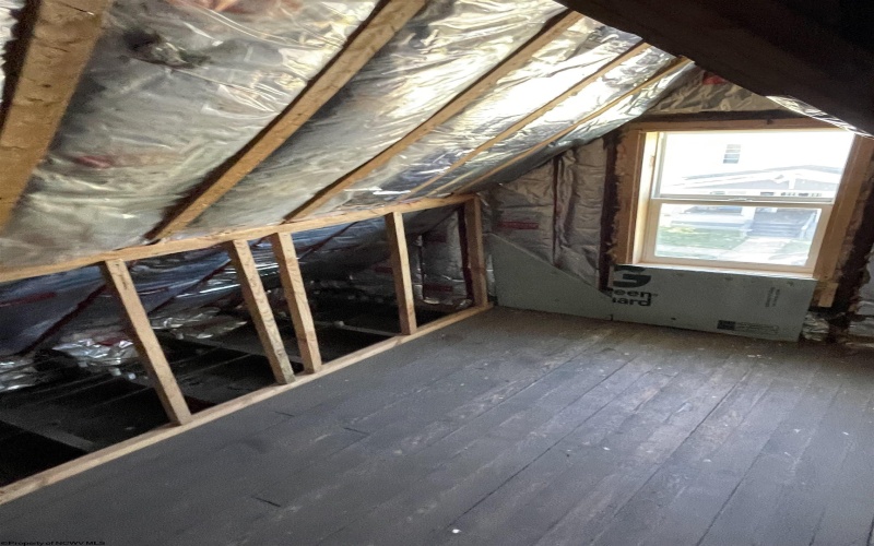 520 Mount Vernon Avenue, Fairmont, West Virginia 26554-5555, 3 Bedrooms Bedrooms, 9 Rooms Rooms,1 BathroomBathrooms,Single Family Detached,For Sale,Mount Vernon,10159223